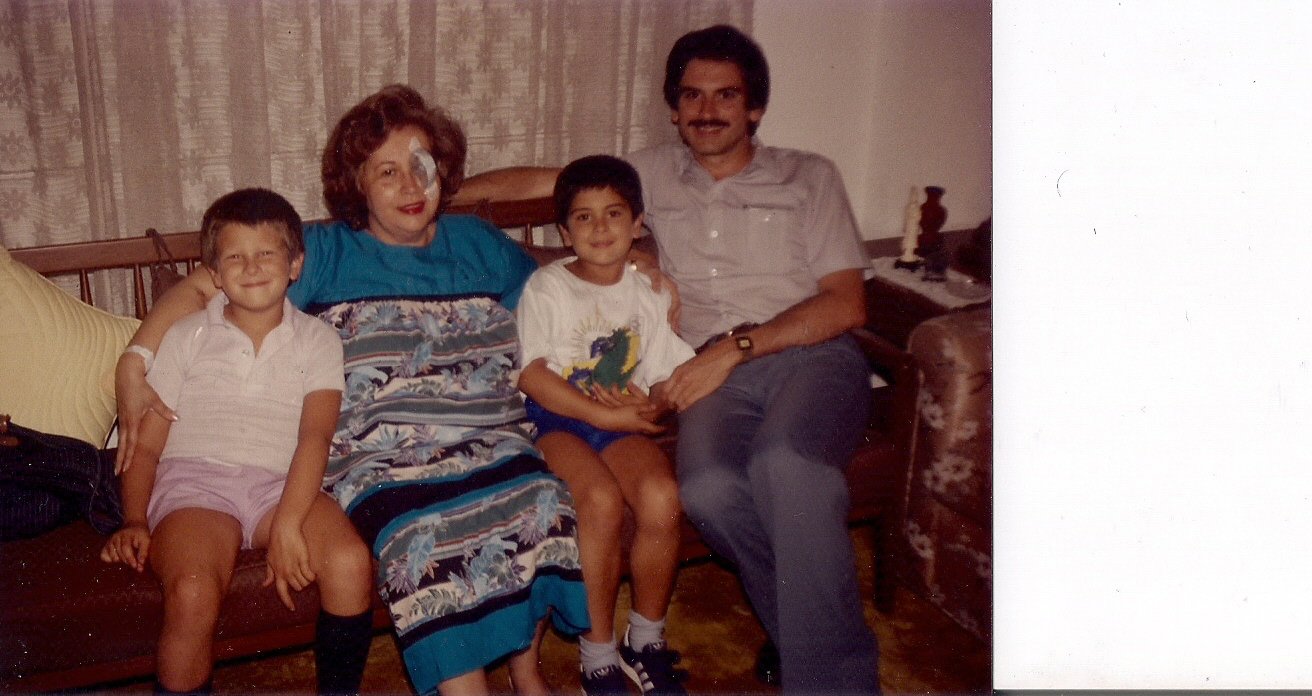 JJulian,_Jason_&_Jay_visiting_Bita_Liesel_in_Alabang_Hills_-_Feb._1988