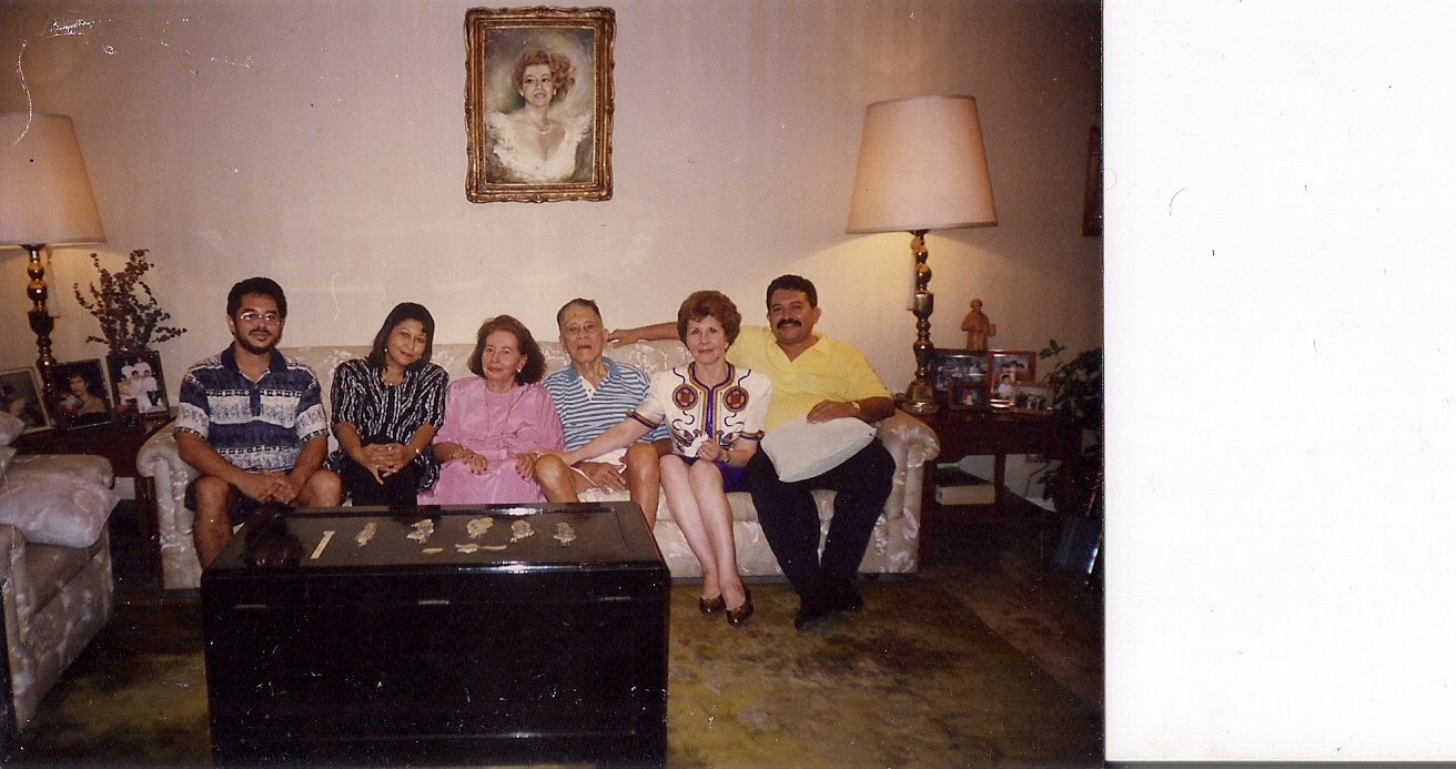 Reunion_with_Corny_at_home_of_Papa_Carlos_in_Alabang